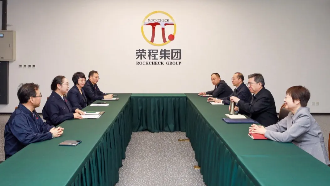 喻云林在走访联系人大代表时强调：更好发挥代表主体作用 为高质量发展贡献力量