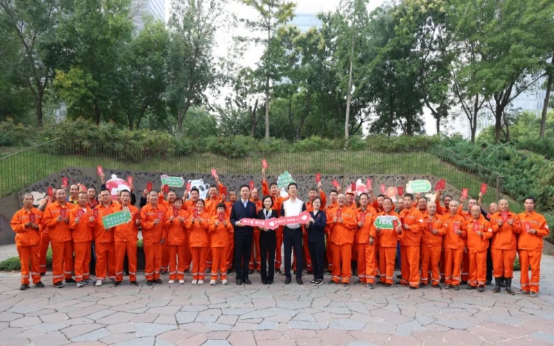 情暖中秋！集团总裁张君婷深入一线走访慰问