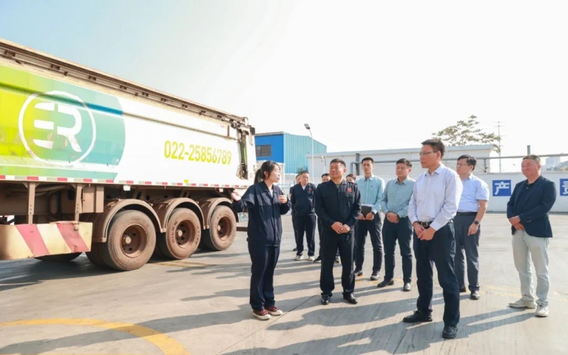 天津市交通运输委党委书记、主任王志楠一行到集团走访调研