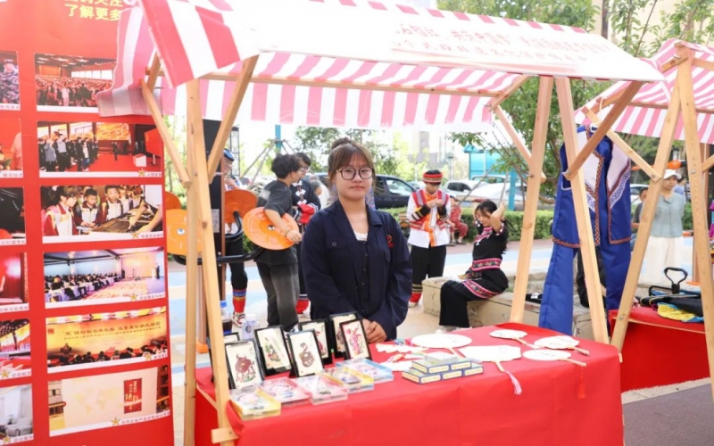 津南区民族团结进步宣传月启动，时代记忆精彩亮相