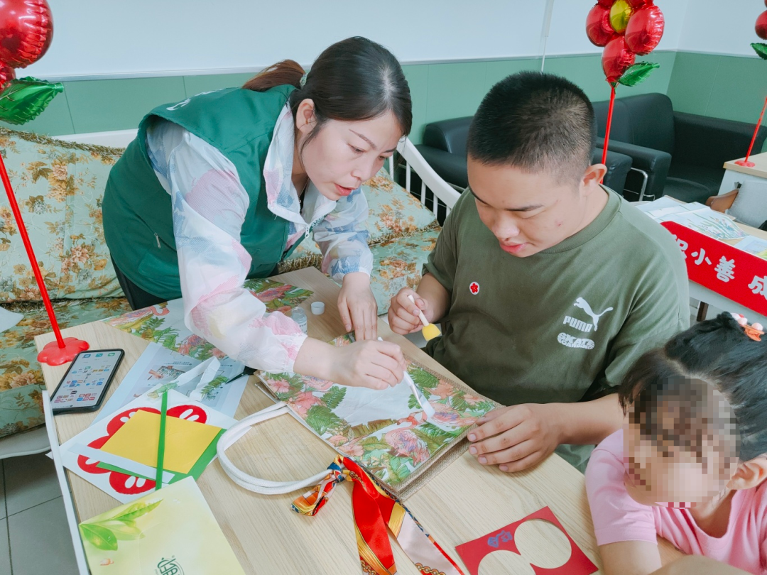 图片关键词 图片关键词