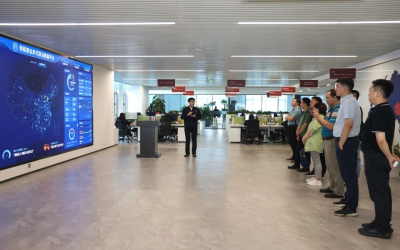 交通运输部科学研究院、中国交通报社相关领导到集团调研座谈