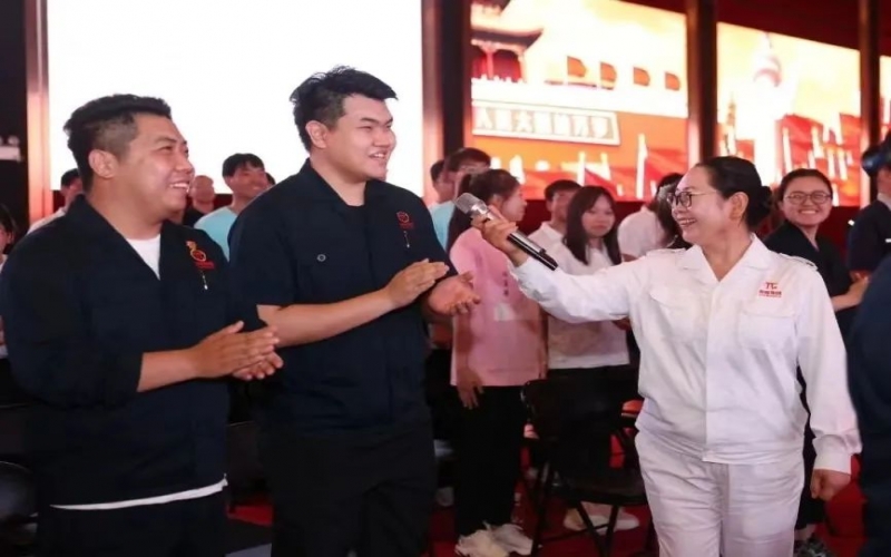 绽放青春光彩 开启荣耀征程！集团举行2023届荣耀青年文艺汇报晚会