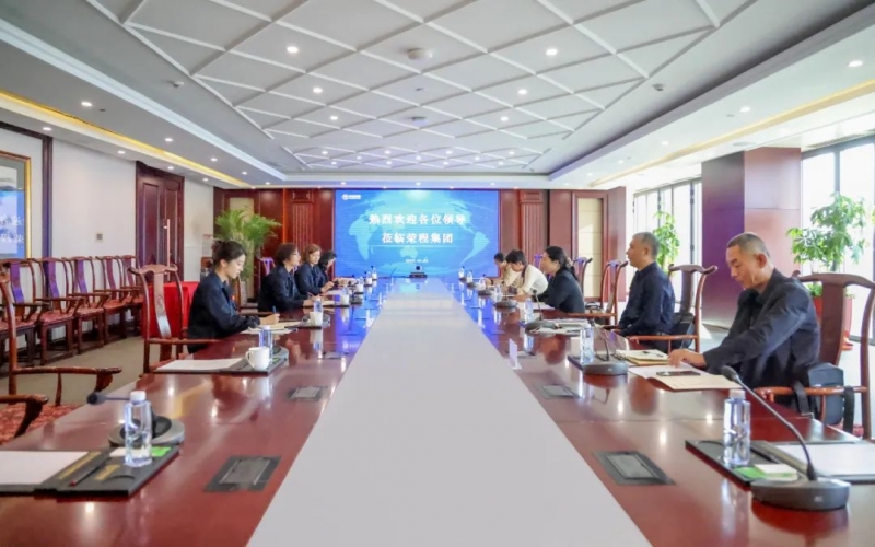 滨海新区红十字会党组书记、副会长任慧一行到调研座谈