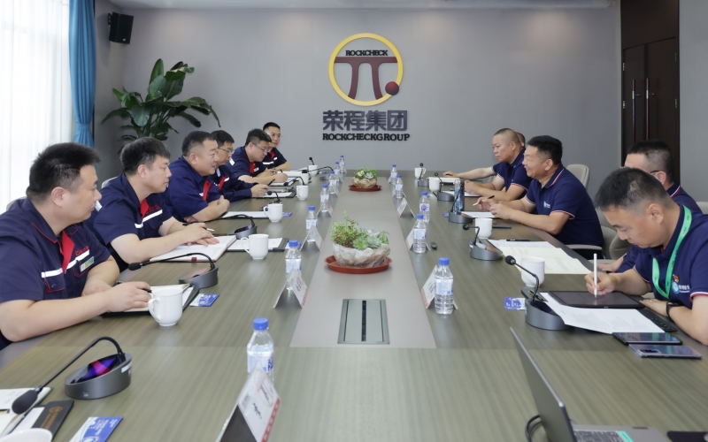 集团与新天钢集团共探氢能重卡干线运输合作​